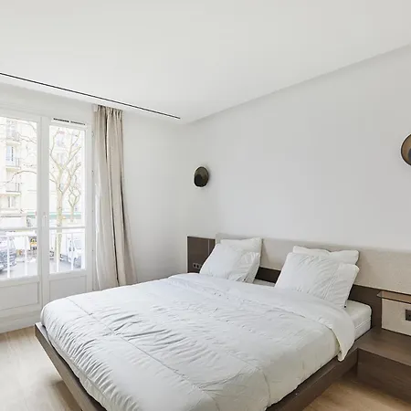 Spacious & Modern 2br 2ba L 16 Near Roland Garros Appartamento *